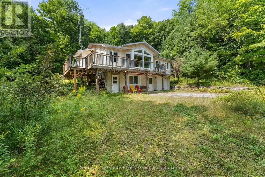 1753 Northshore Road, Algonquin Highlands (Stanhope)
